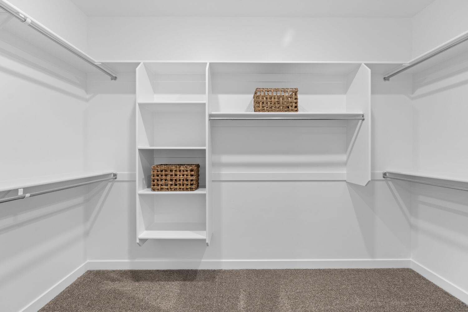 STANDING ROCK WEST AT LONG VALLEY - Residential