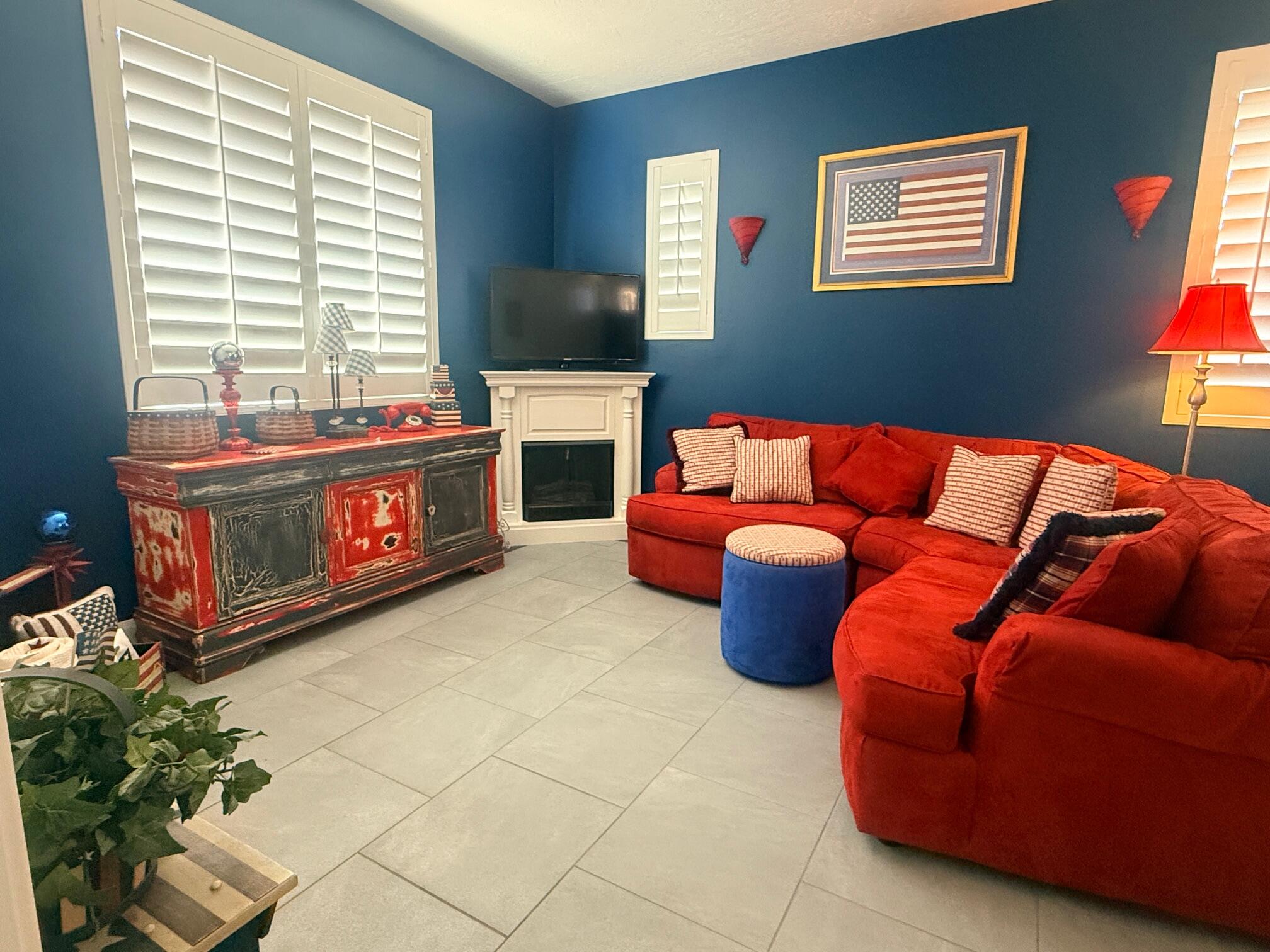 LIBERTY GREENS - Residential