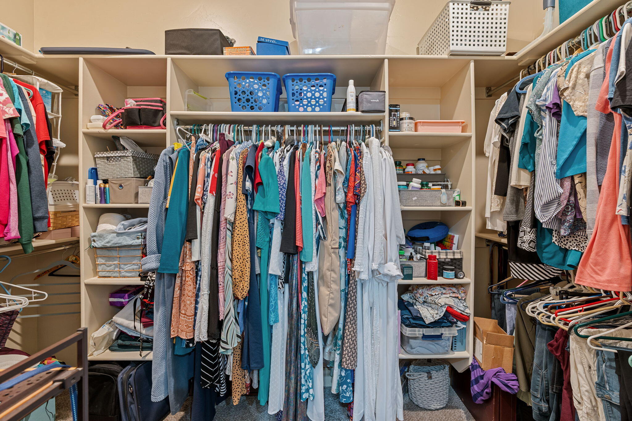 SHADOW SPRINGS - Residential