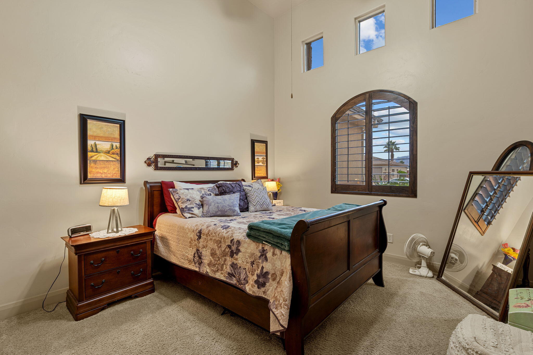 SHADOW SPRINGS - Residential