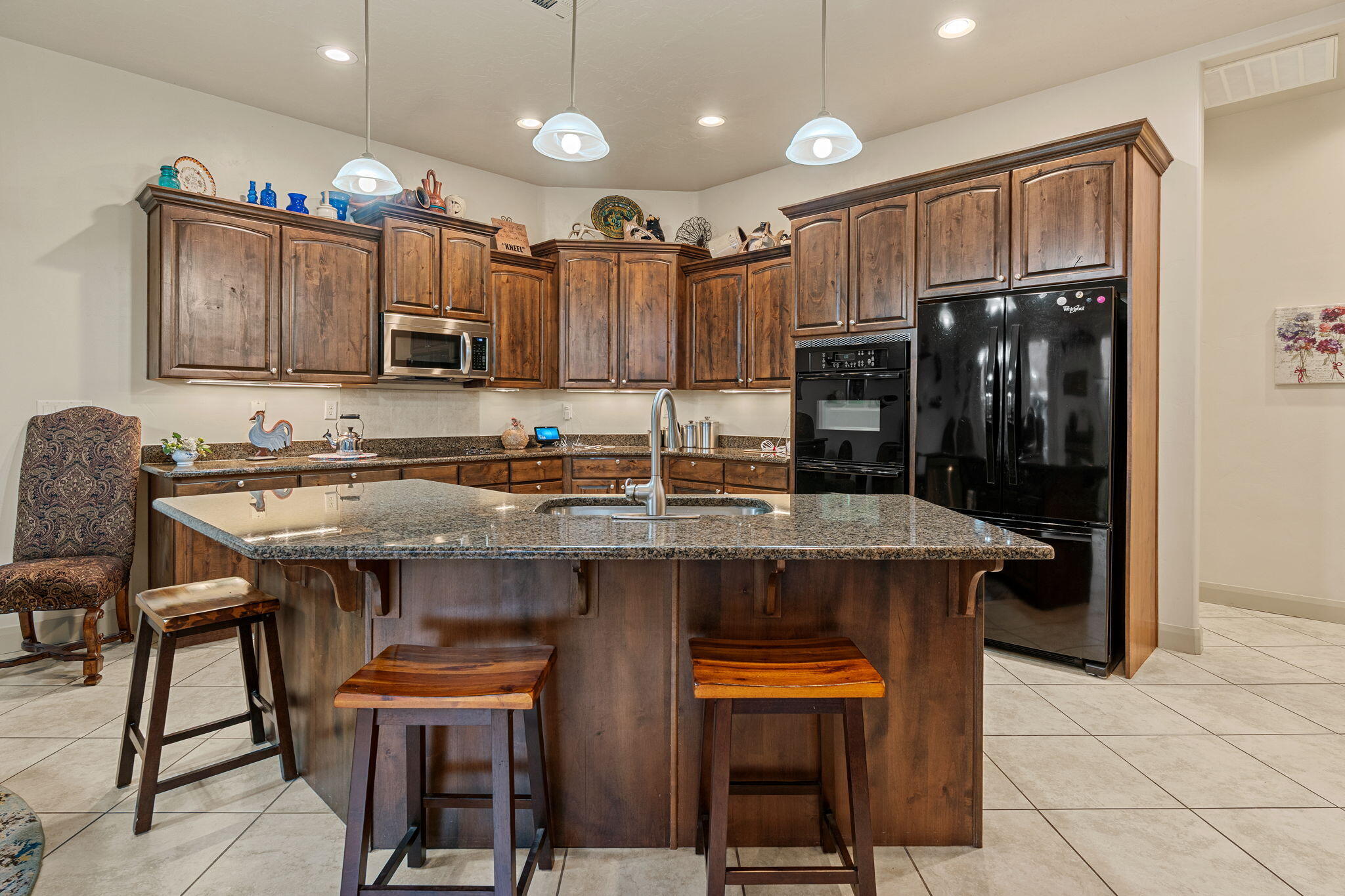 SHADOW SPRINGS - Residential