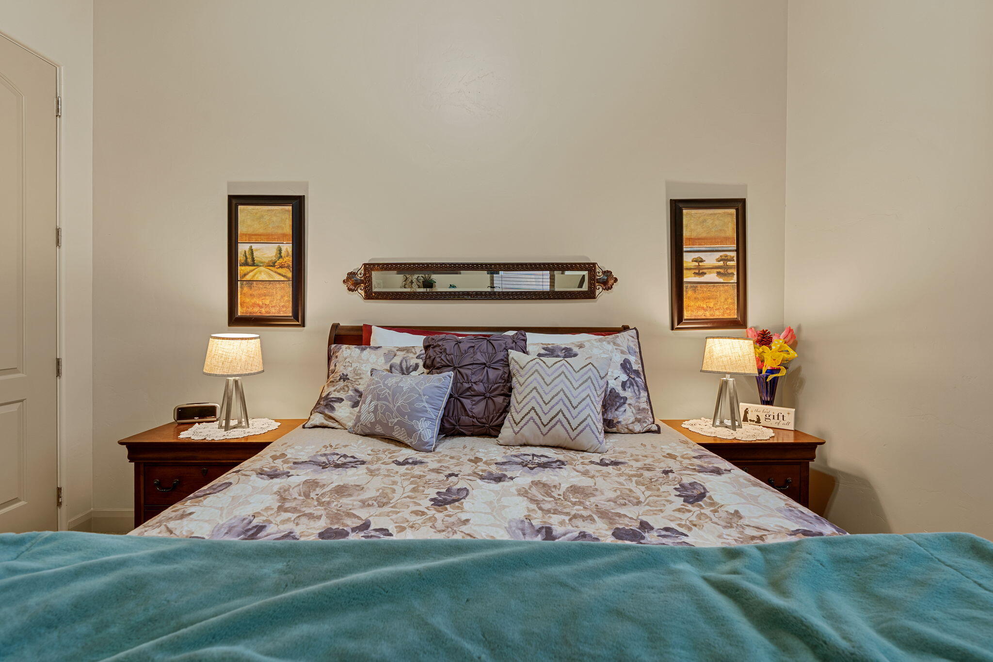 SHADOW SPRINGS - Residential