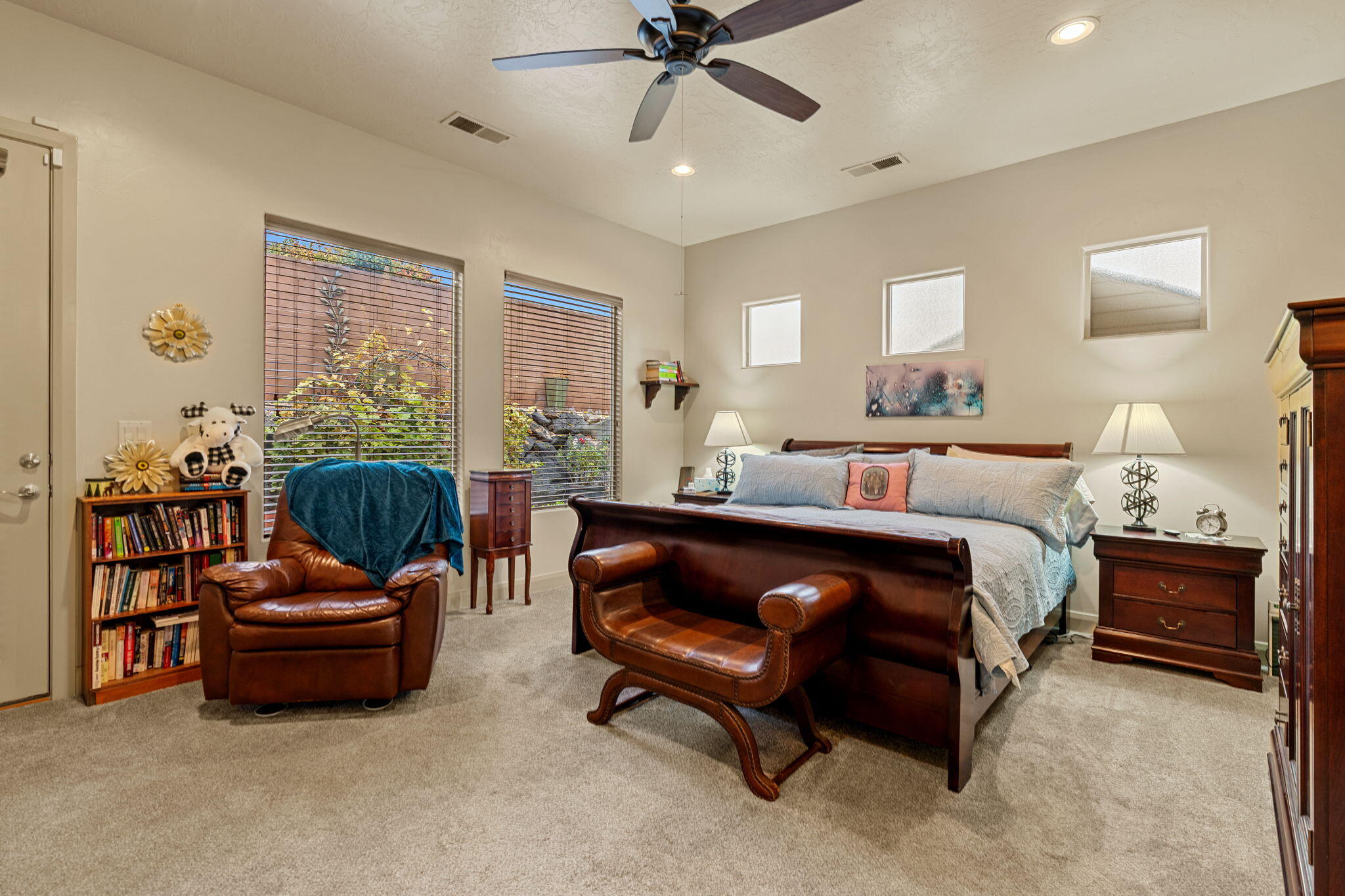 SHADOW SPRINGS - Residential