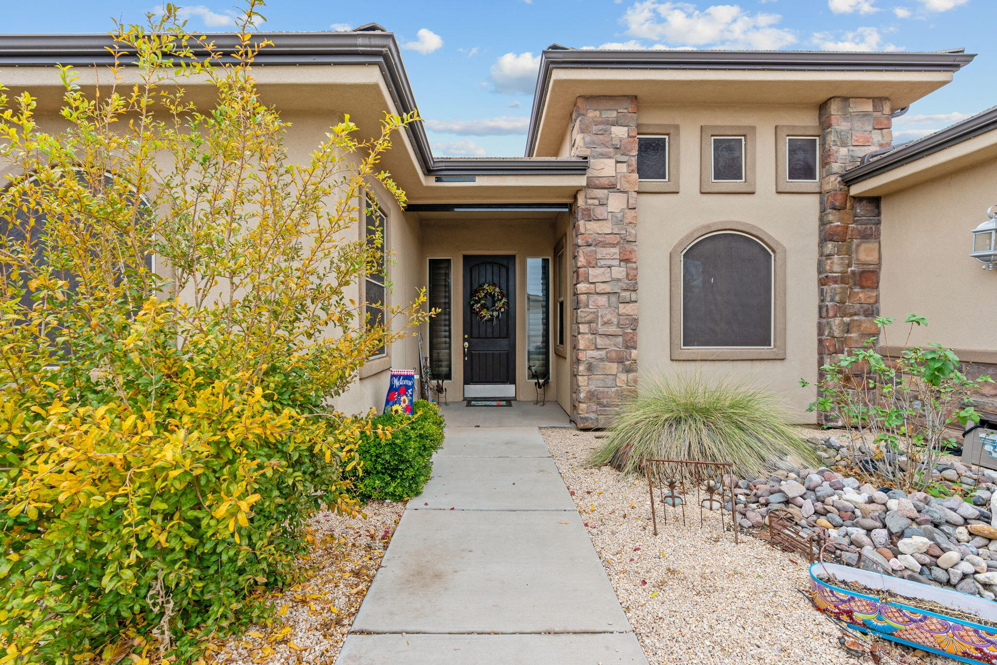 SHADOW SPRINGS - Residential