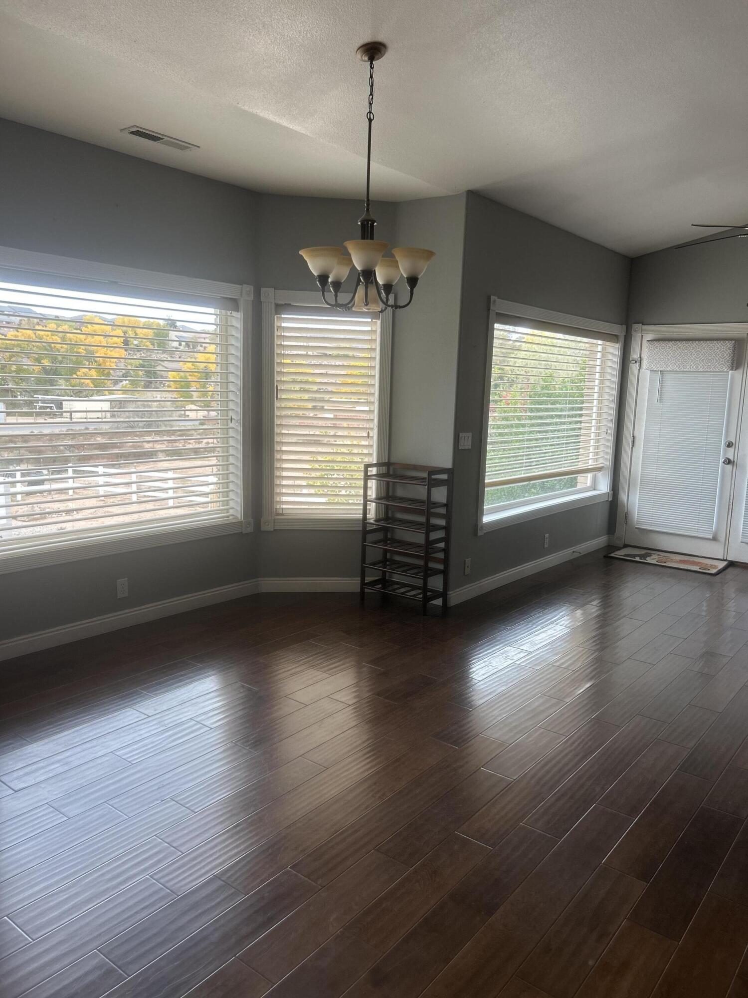 HURRICANE TOWNSITE - Residential