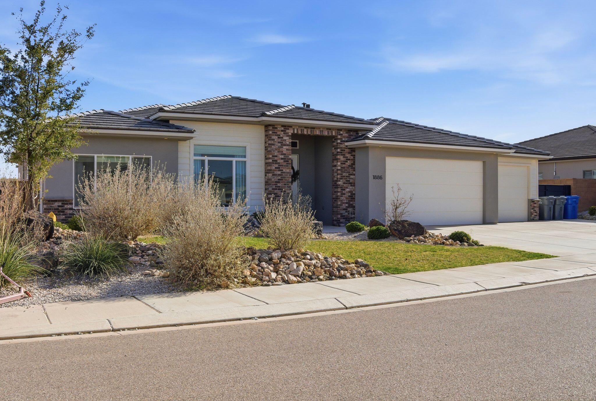 SAGE CANYON - Residential