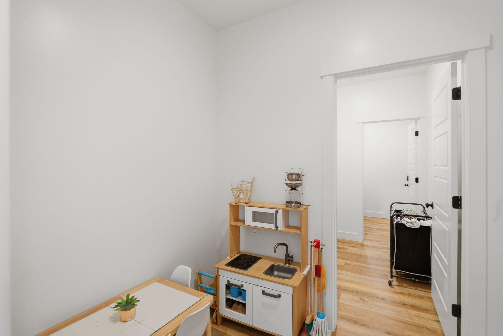 SAGE CANYON - Residential