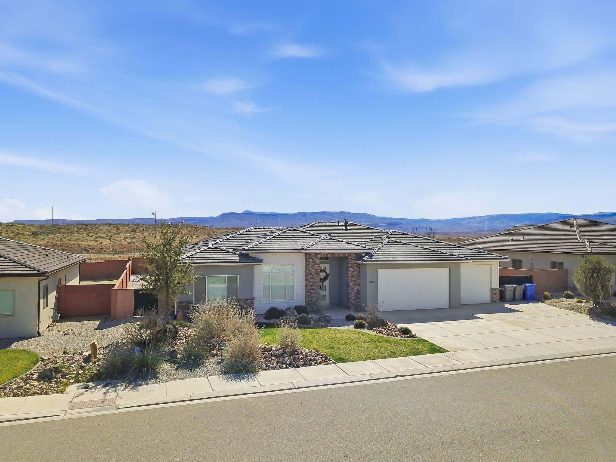 SAGE CANYON - Residential