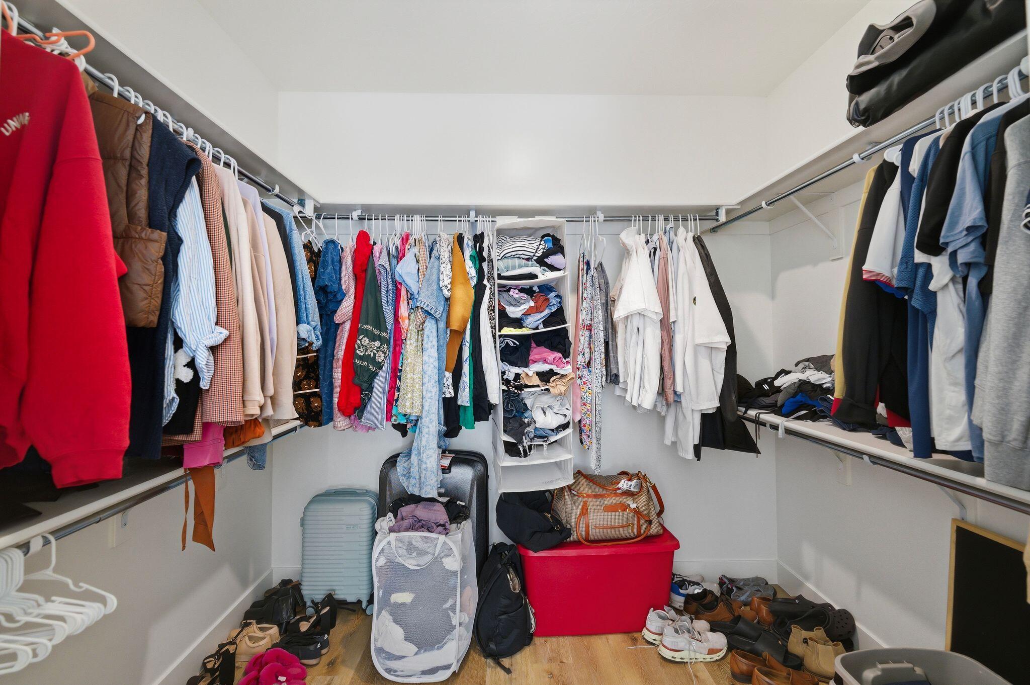 SAGE CANYON - Residential