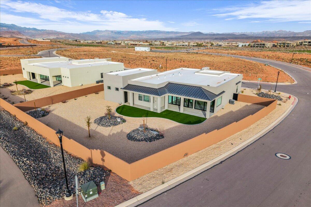 ESTATES AT SAND HOLLOW - Residential