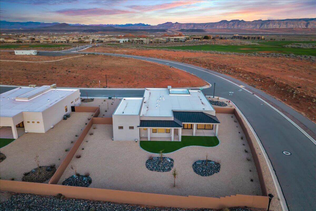 ESTATES AT SAND HOLLOW - Residential