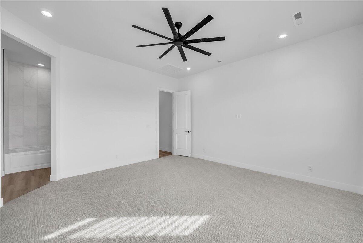 ESTATES AT SAND HOLLOW - Residential