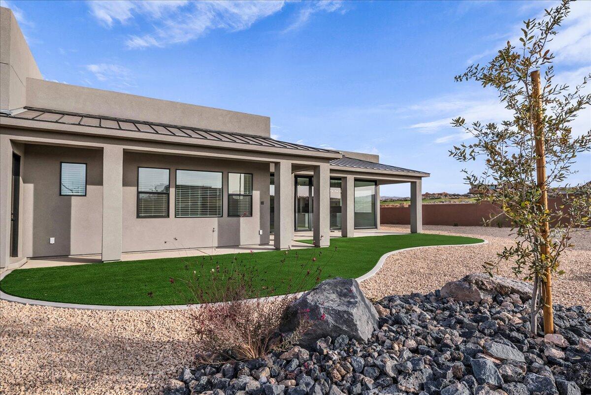 ESTATES AT SAND HOLLOW - Residential