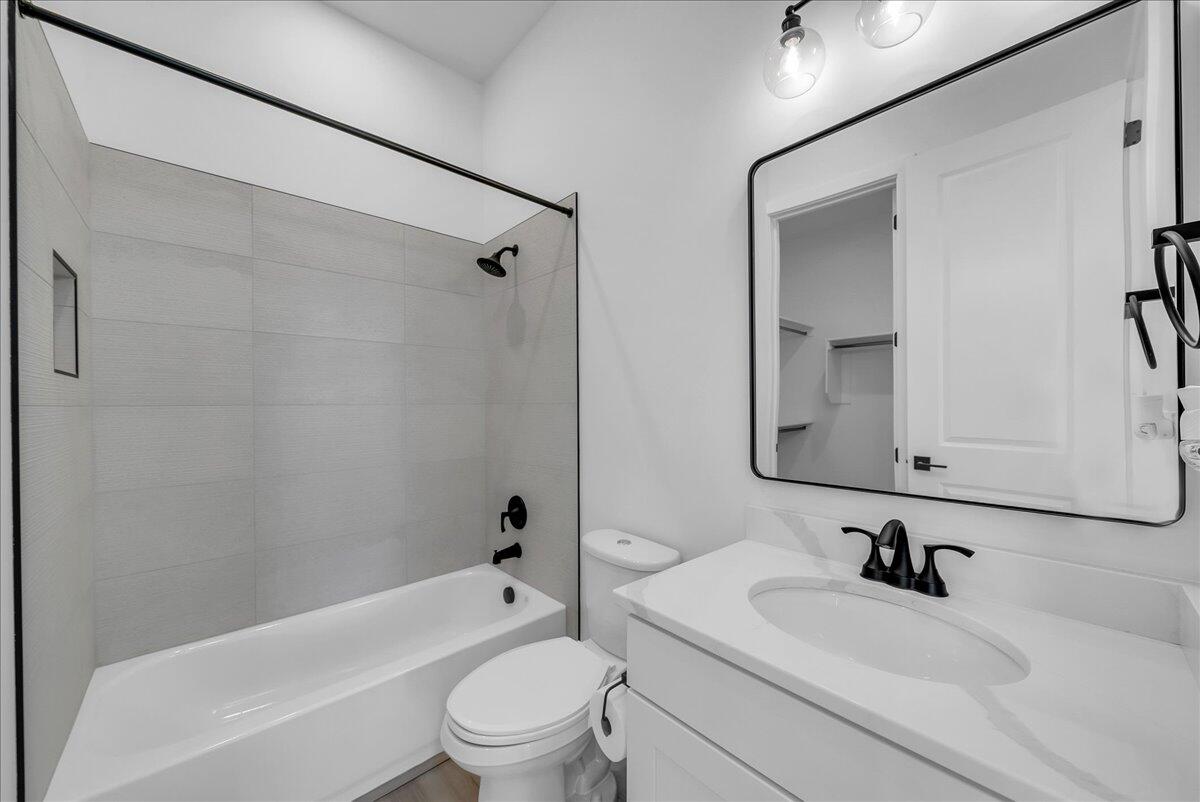 ESTATES AT SAND HOLLOW - Residential