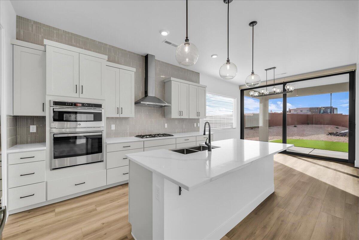 ESTATES AT SAND HOLLOW - Residential