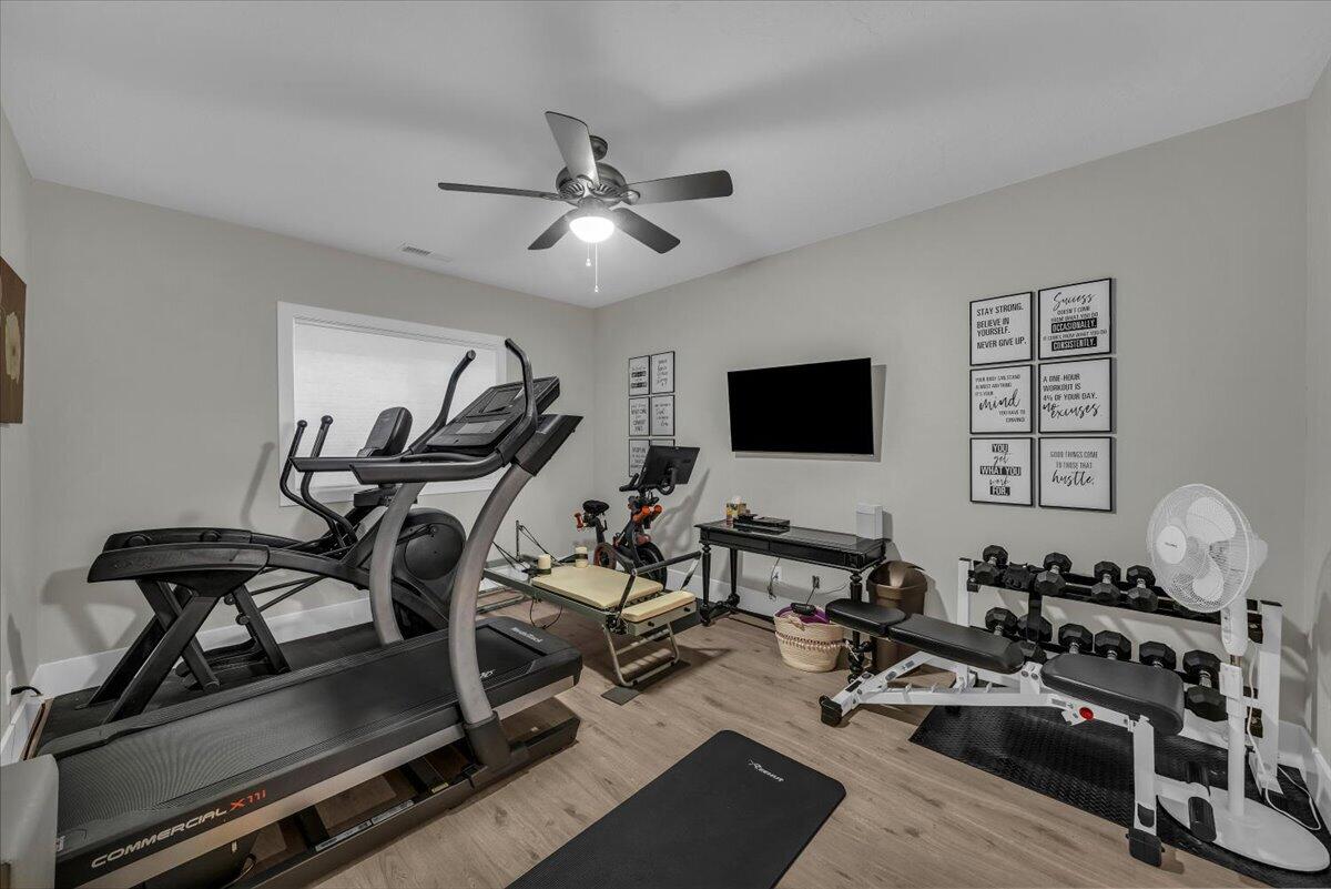 WINDSOR ESTATES - Residential