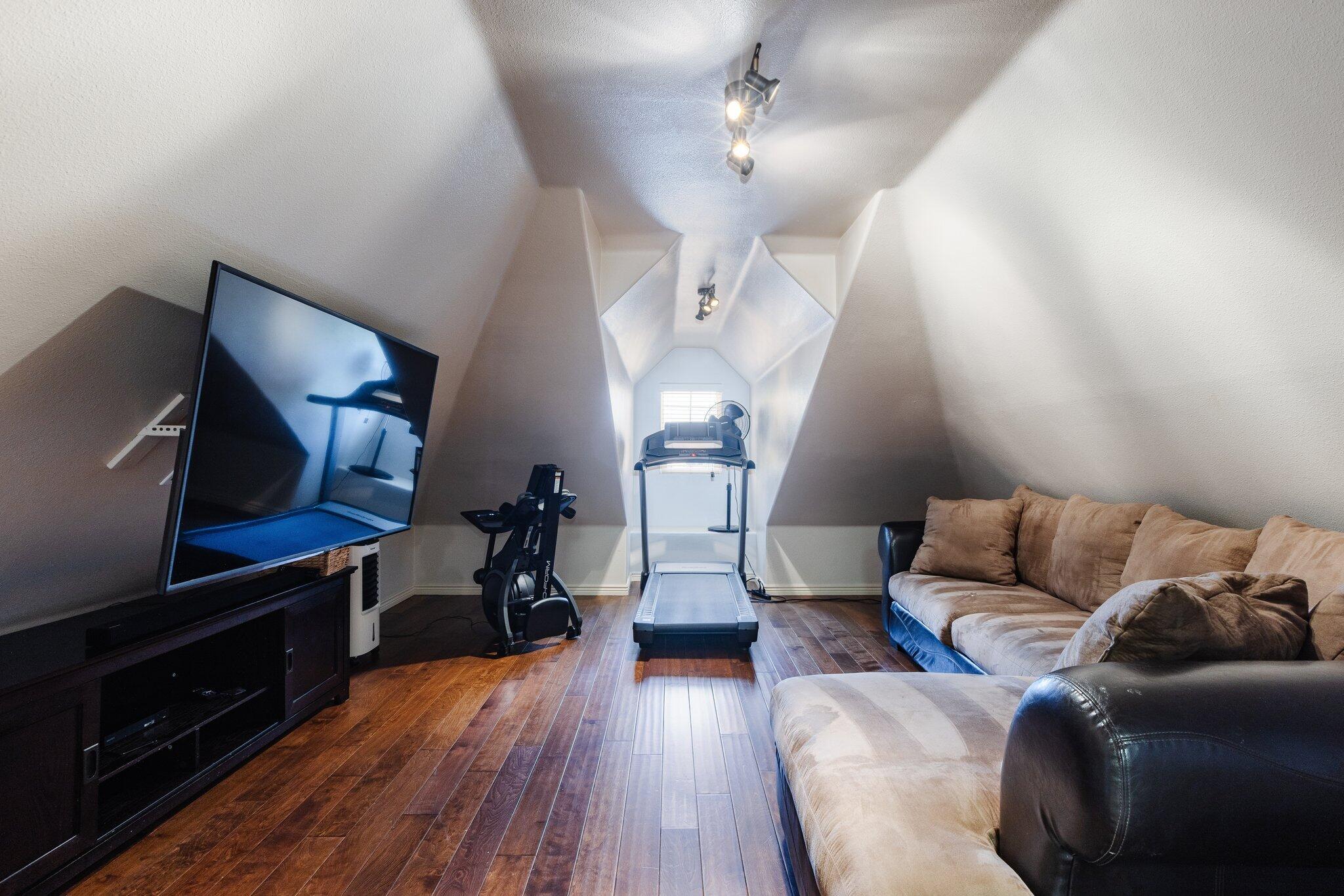 SHADOW MOUNTAIN - Residential