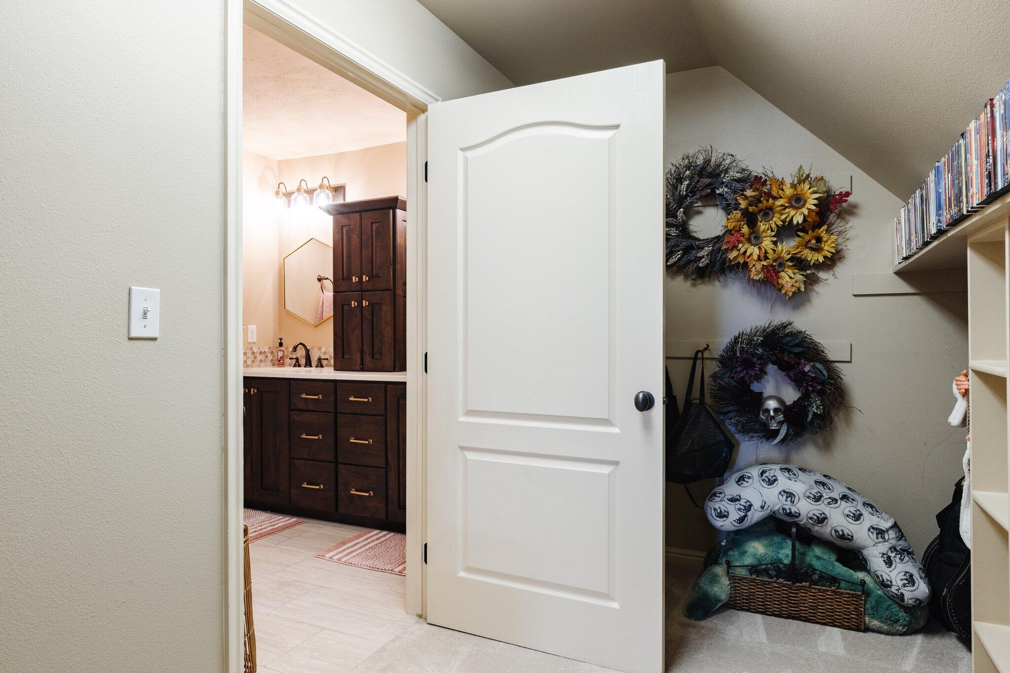 SHADOW MOUNTAIN - Residential