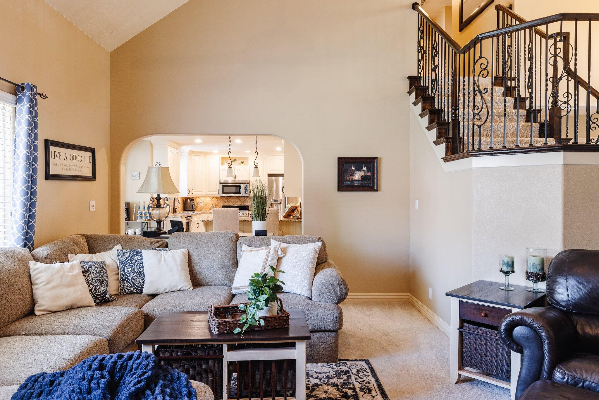 SHADOW MOUNTAIN - Residential