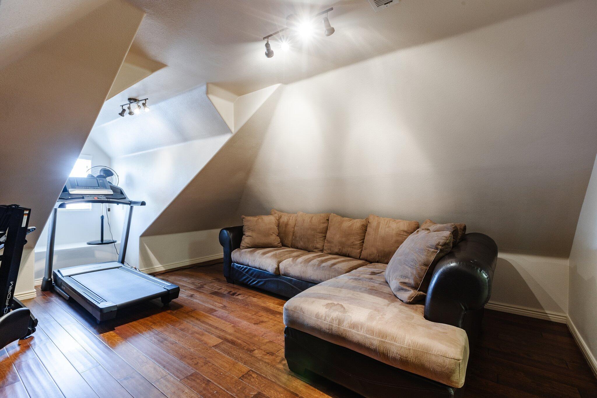 SHADOW MOUNTAIN - Residential