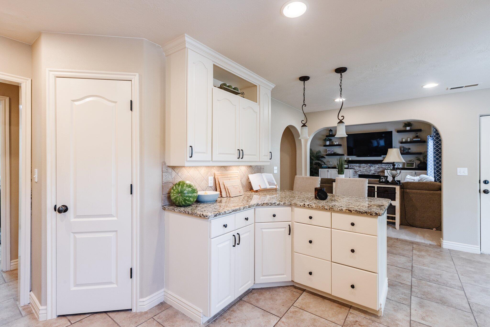 SHADOW MOUNTAIN - Residential