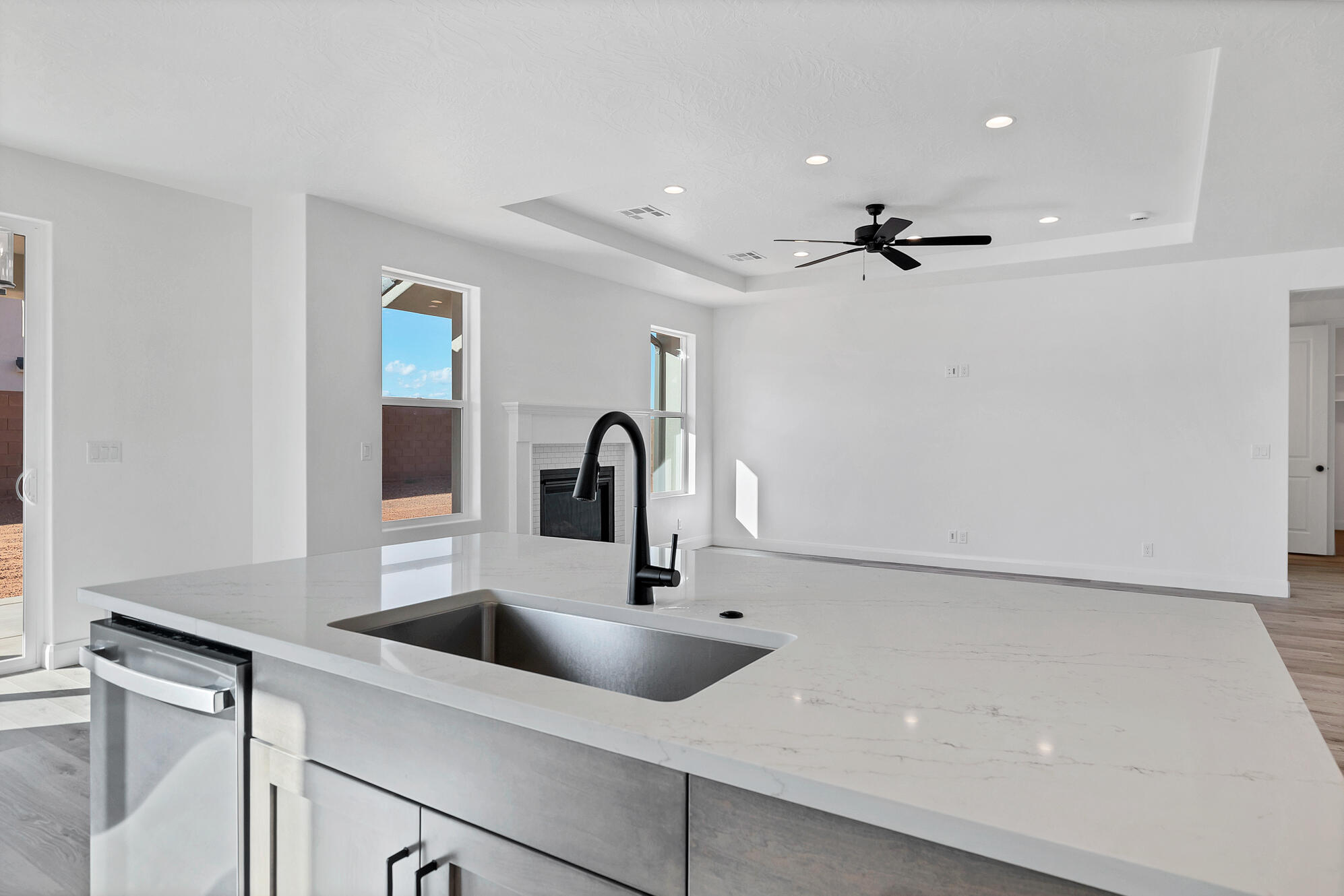 LAKESIDE AT DESERT SANDS - Residential