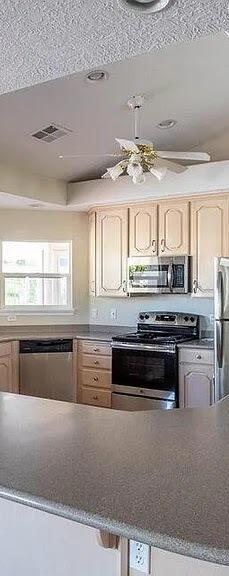 SILVERCREEK TOWNHOMES - Residential