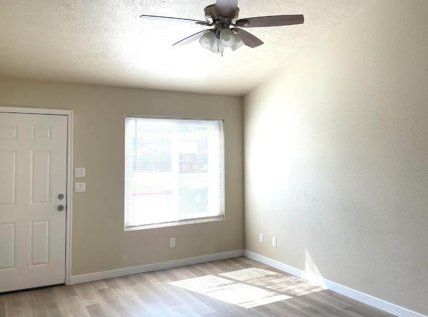 PECAN MEADOWS - Residential