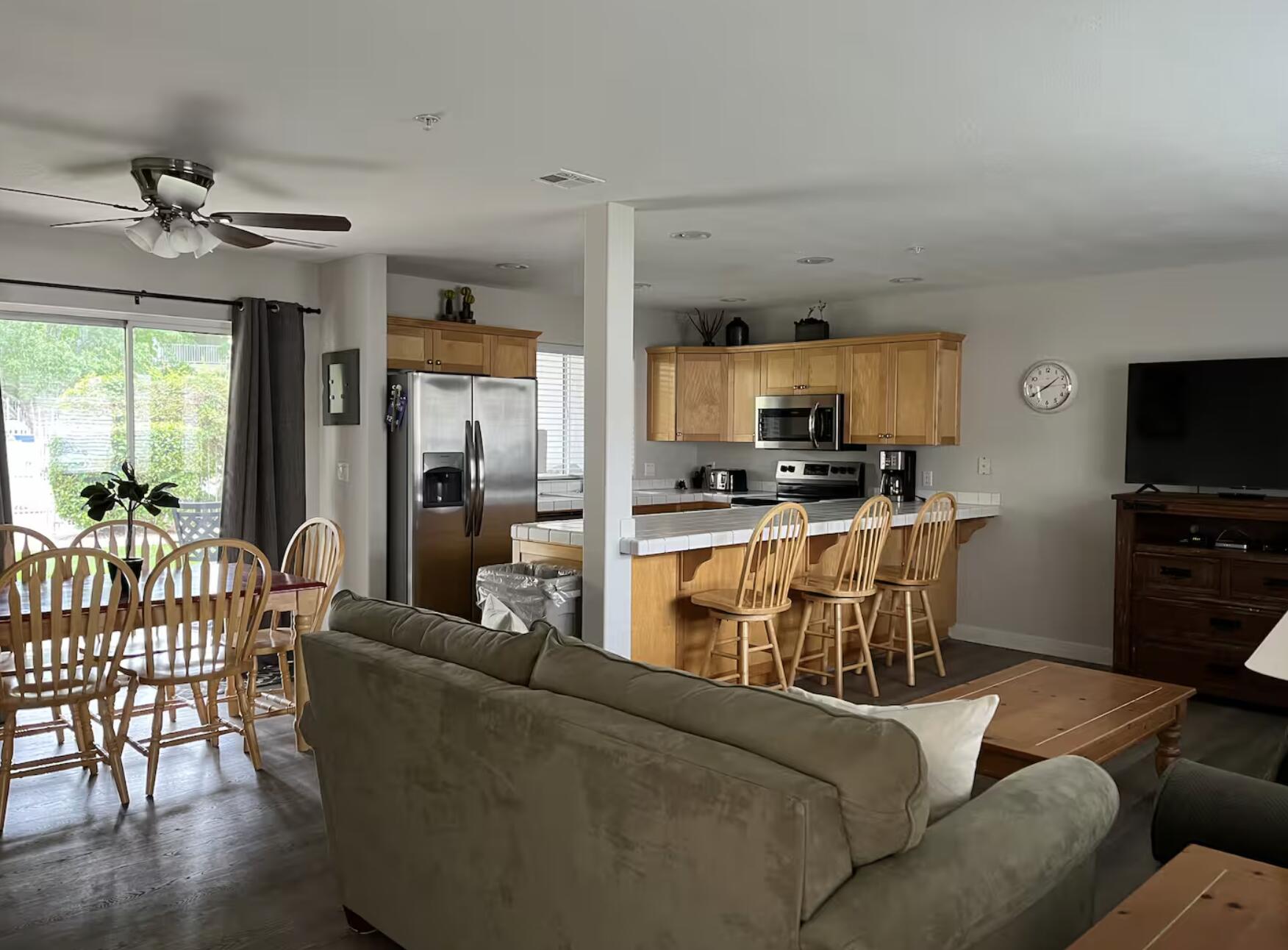 LAS PALMAS RESORT CONDOS - Residential