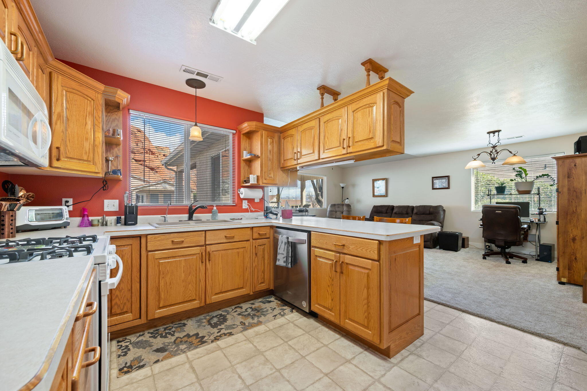 CANYON COVE LEISURE HOME COMMUNITY - Residential