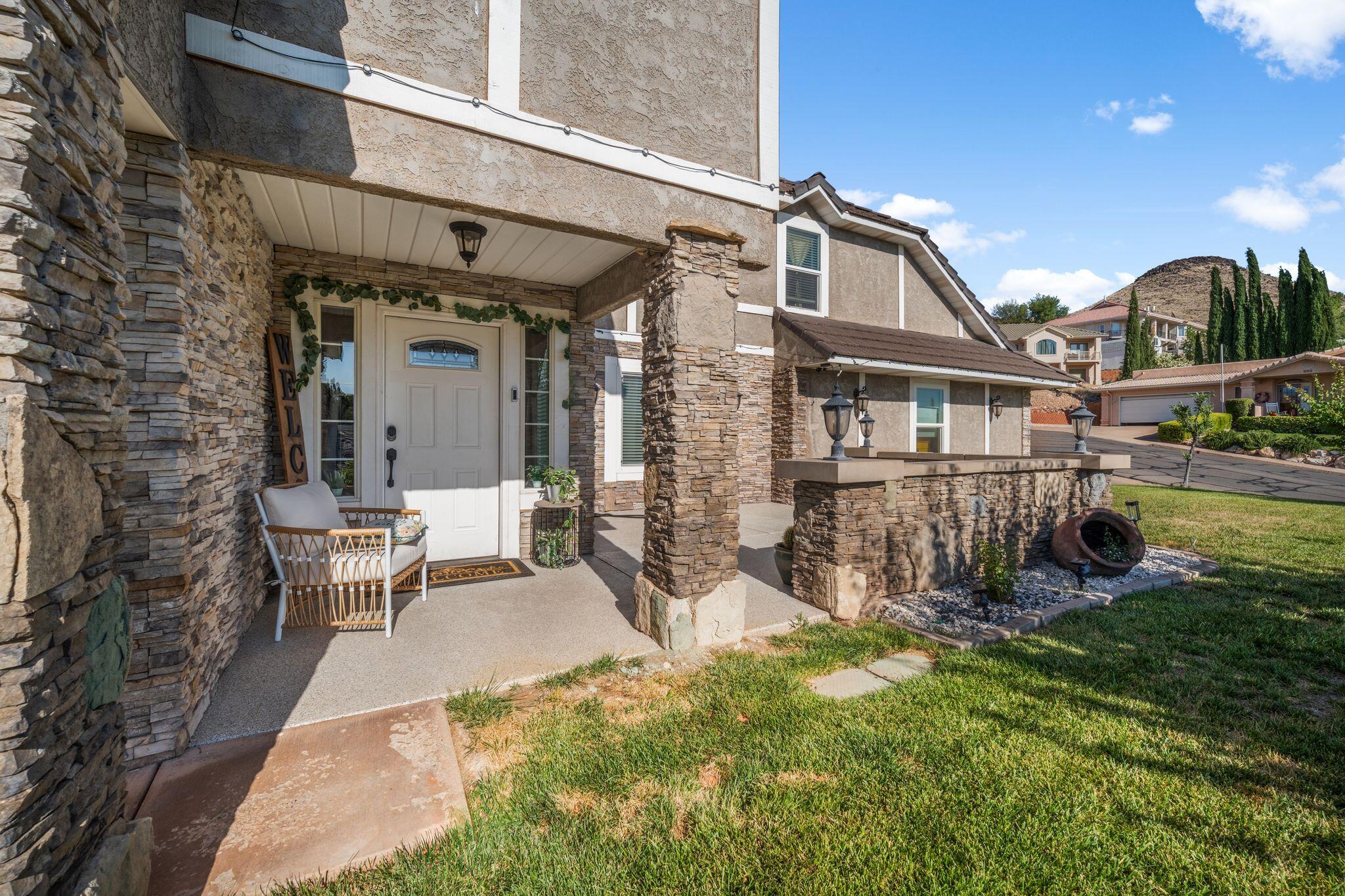 RIDGE WEST - Residential