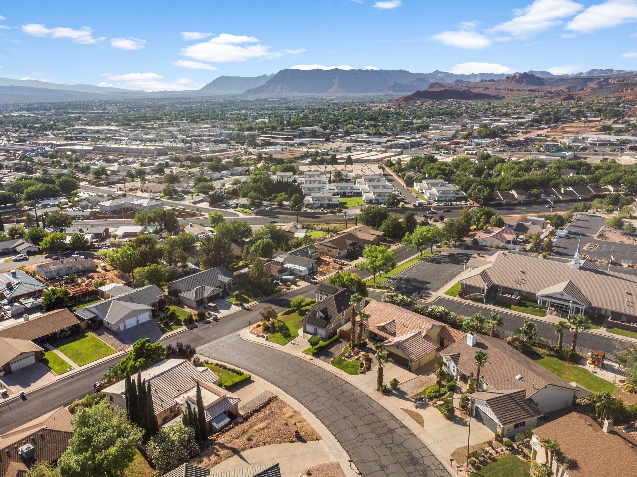 RIDGE WEST - Residential