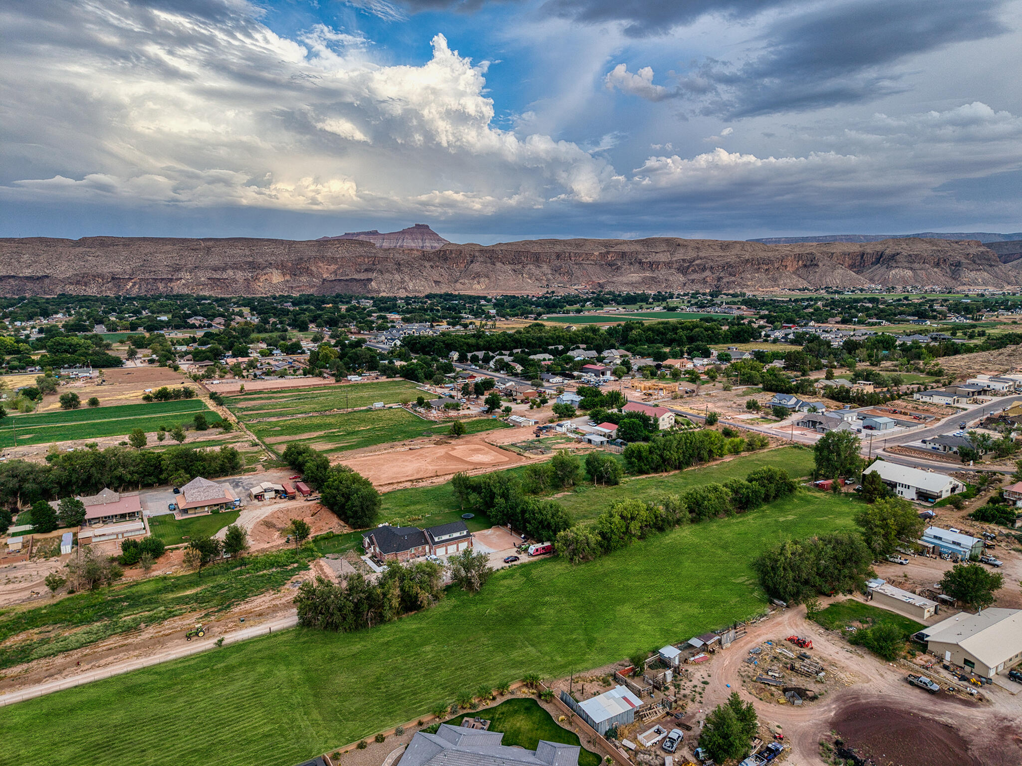 HURRICANE TOWNSITE - Land