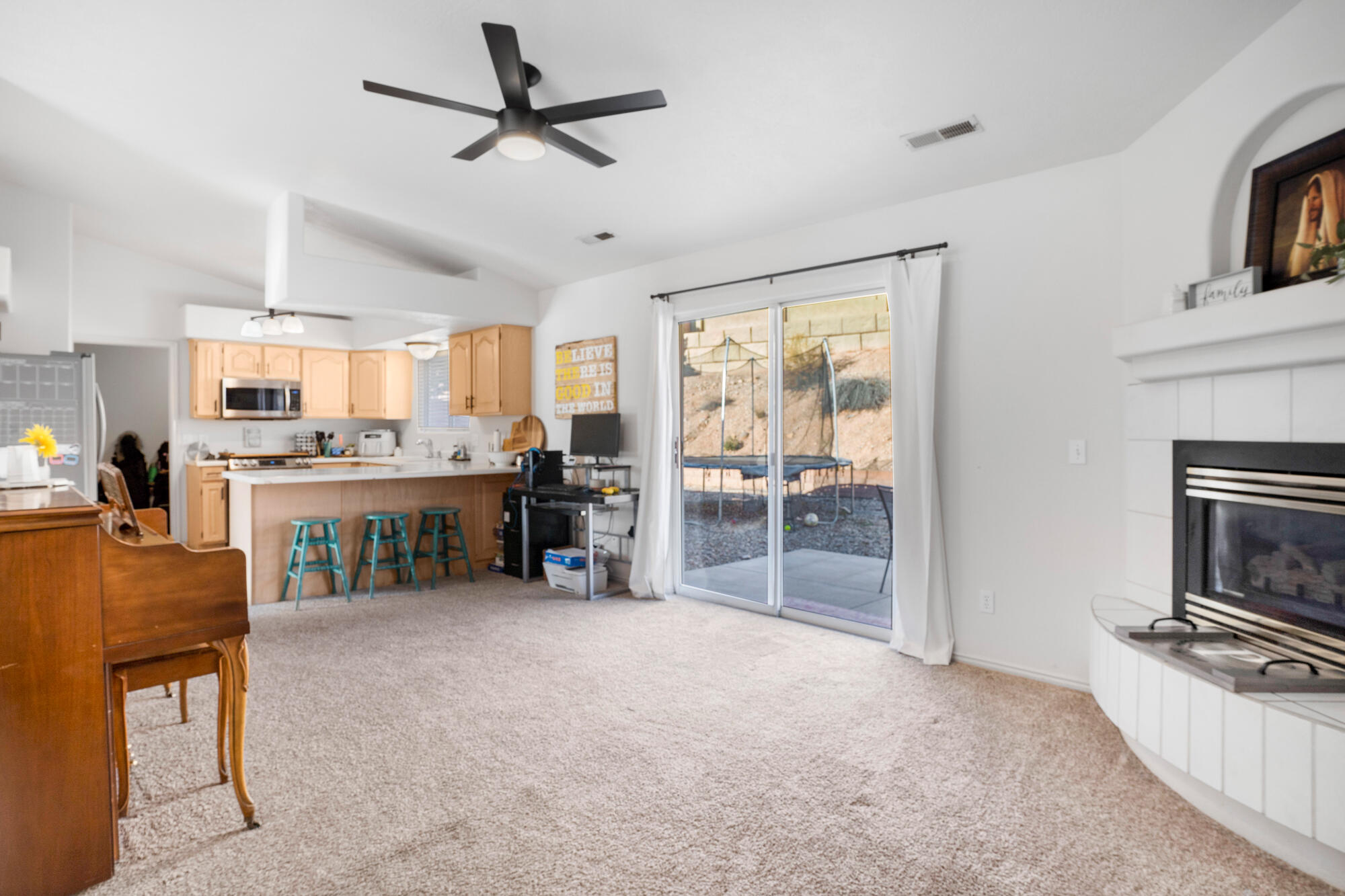 COTTAM BENCH - Residential