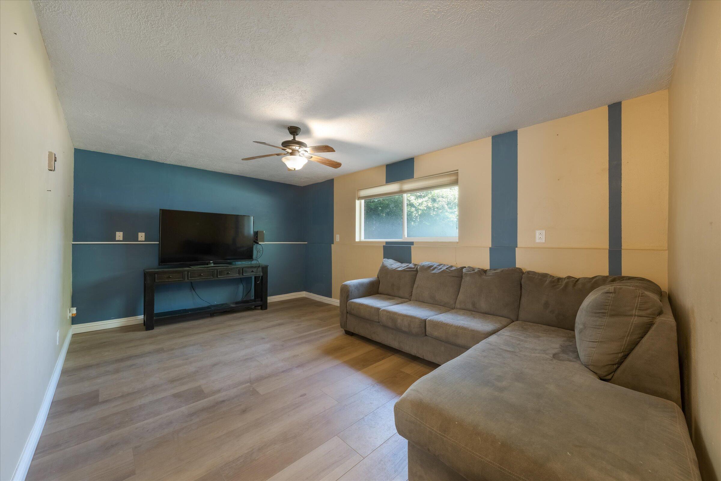 MCGREGOR - Residential