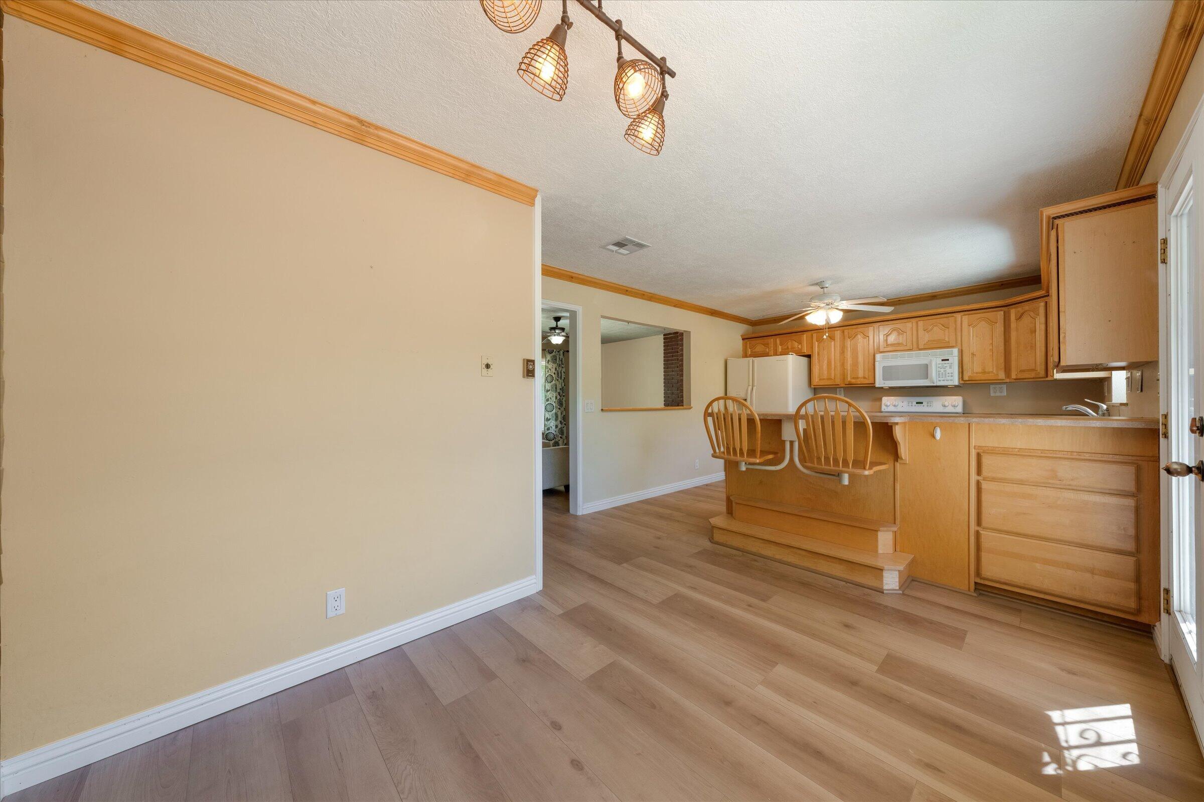 MCGREGOR - Residential