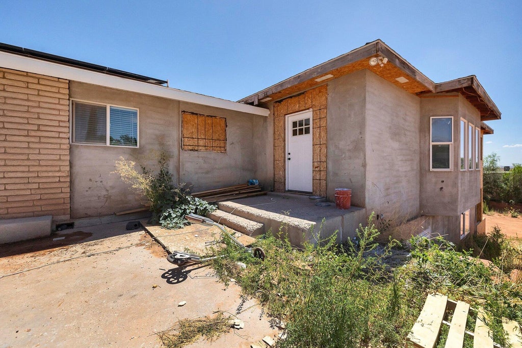 Photo of 760 N Lauritzen, Hildale, UT 84784 (MLS # 26-275317)