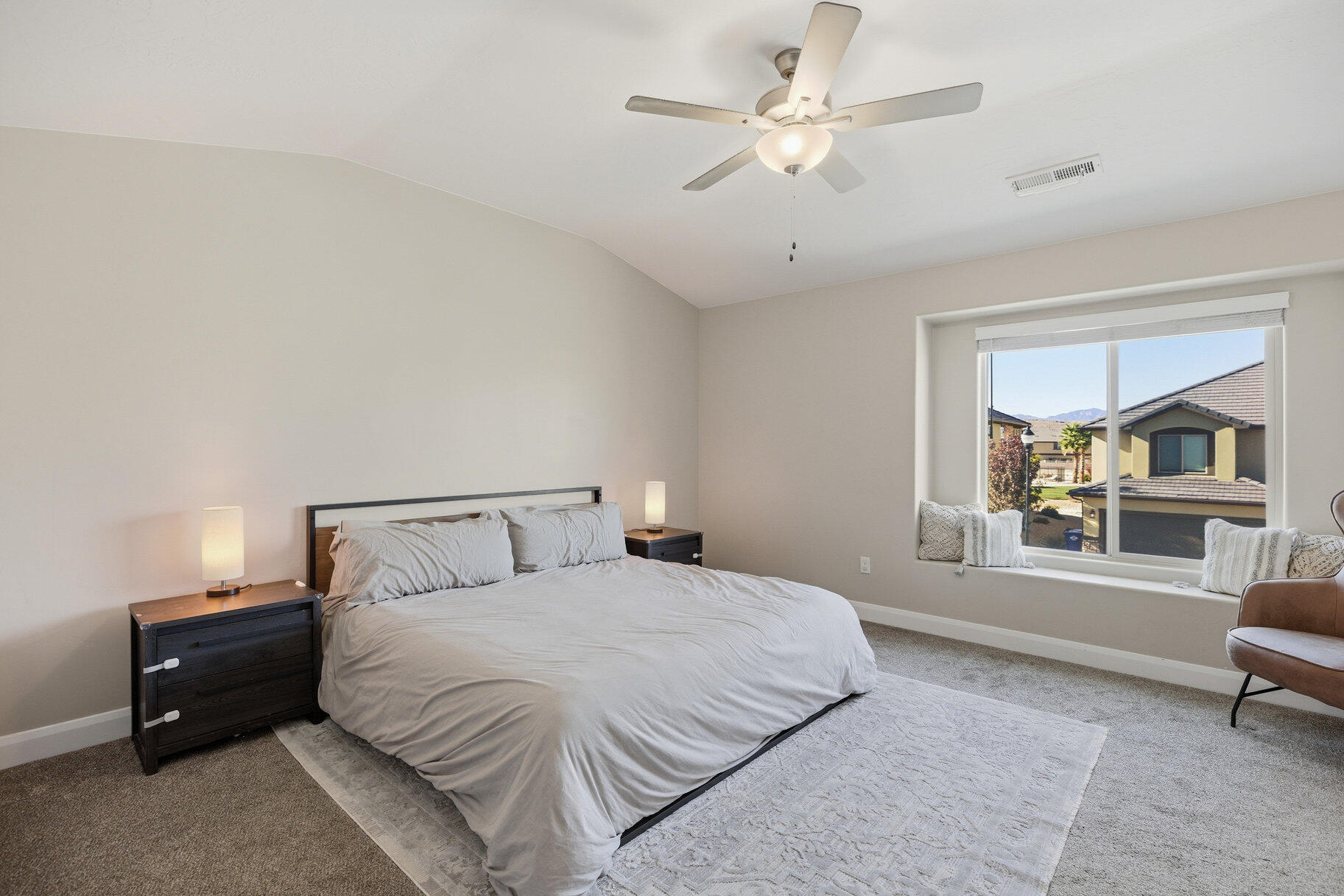 BLACKHAWK TH - Residential