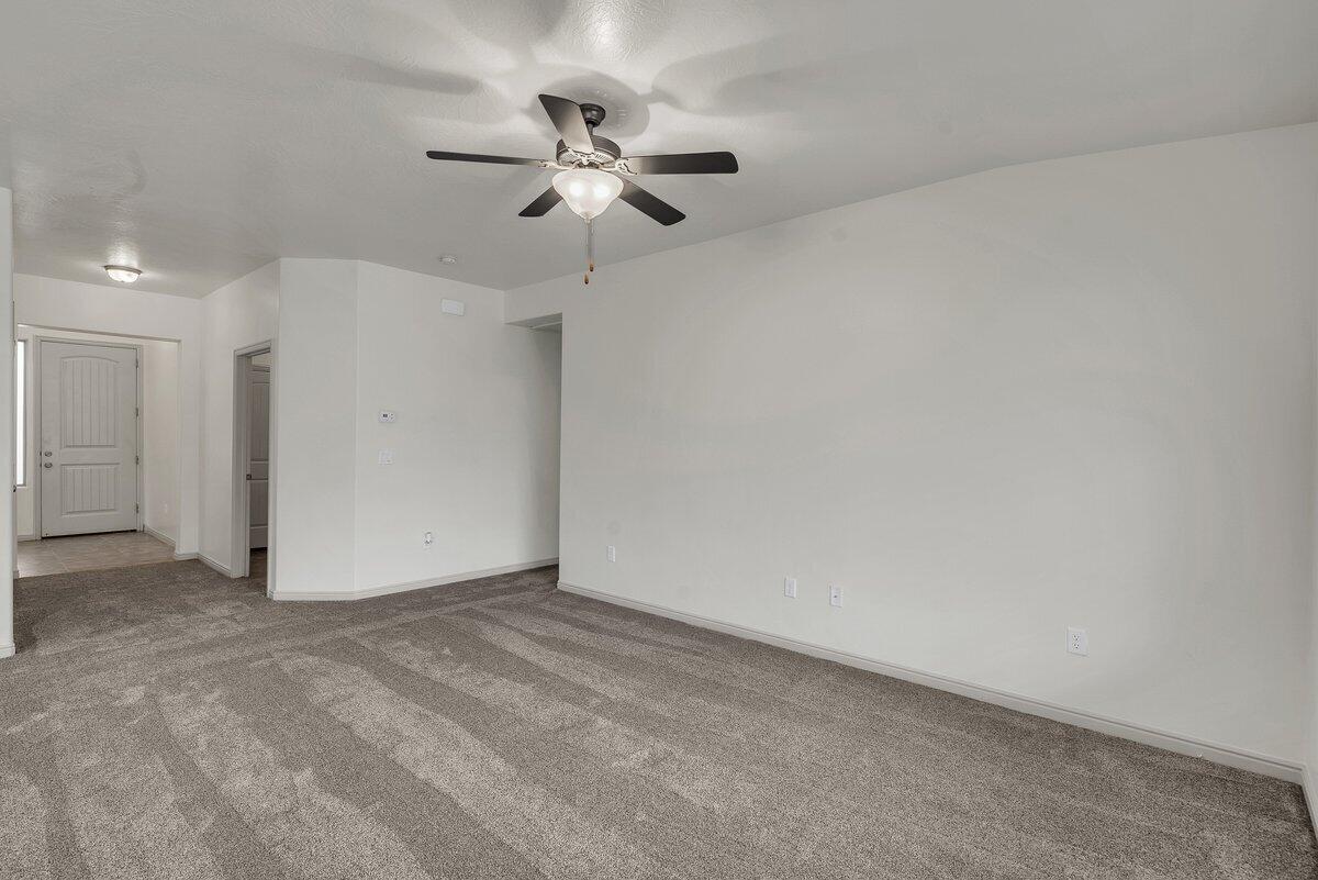 PEREGRINE POINTE - Residential