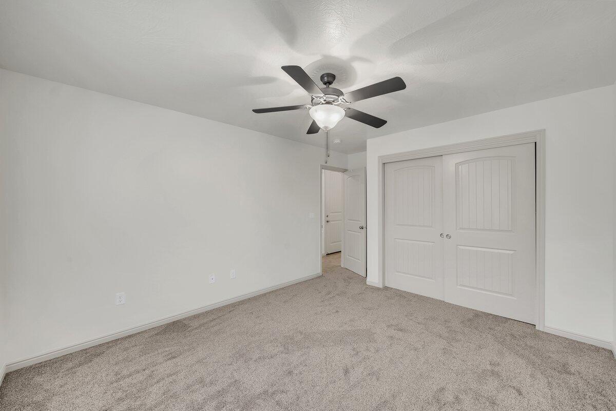 PEREGRINE POINTE - Residential