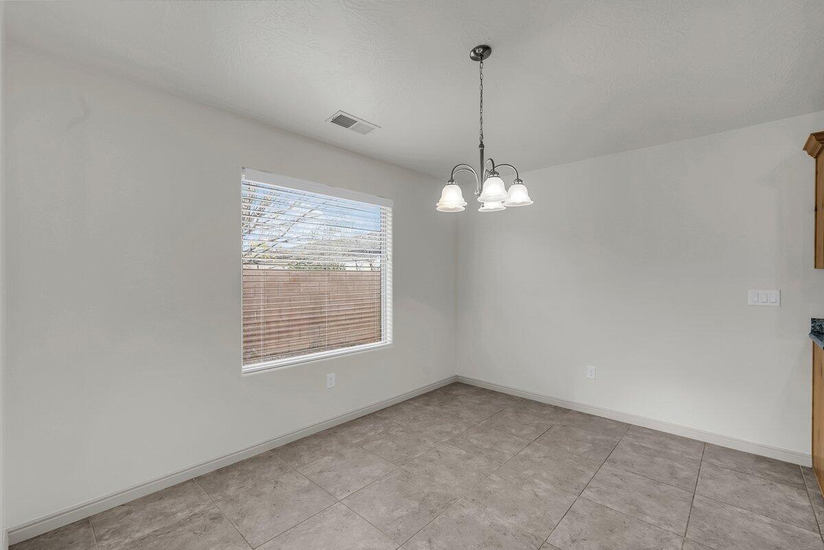 PEREGRINE POINTE - Residential