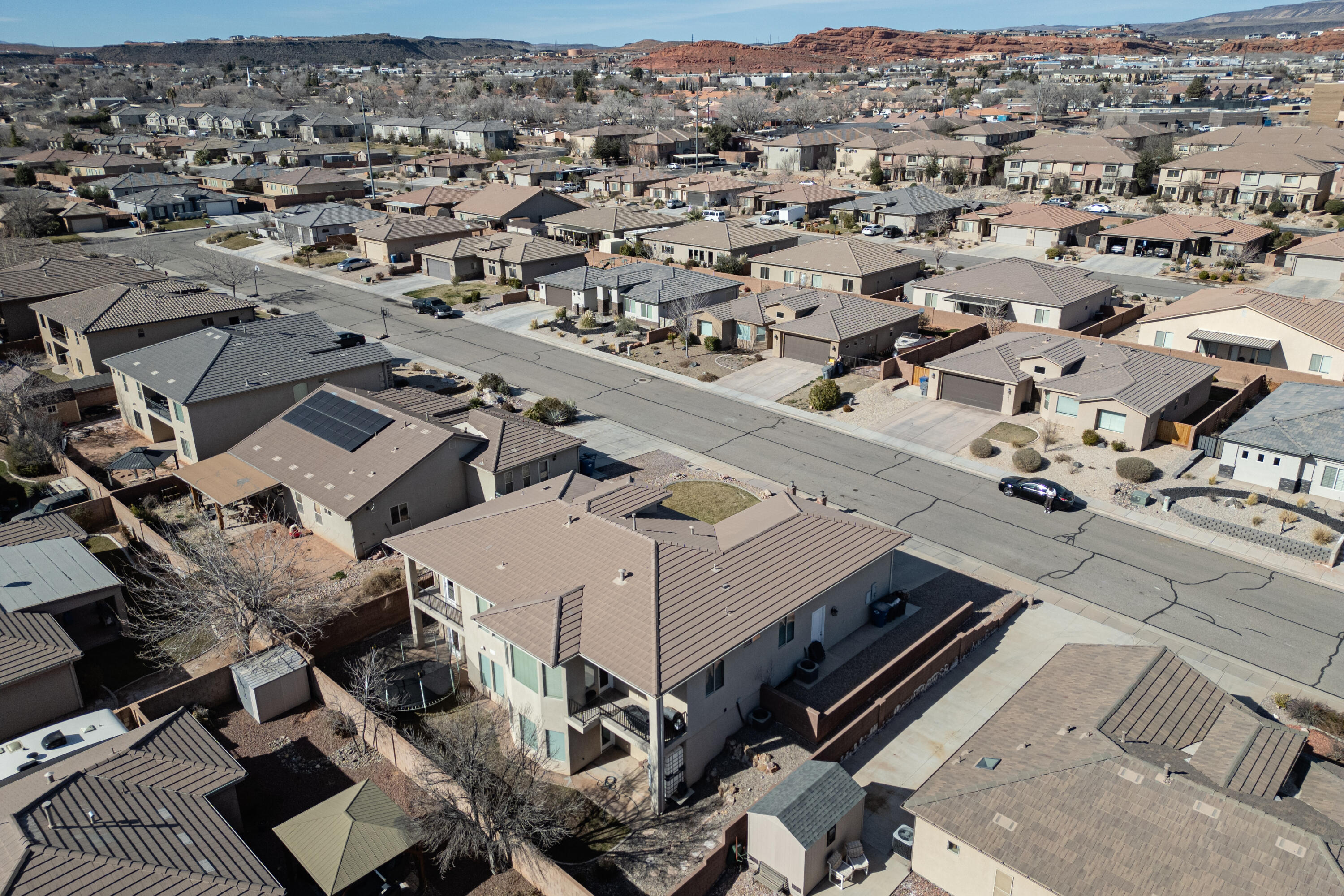 SOUTH POINTE - Residential