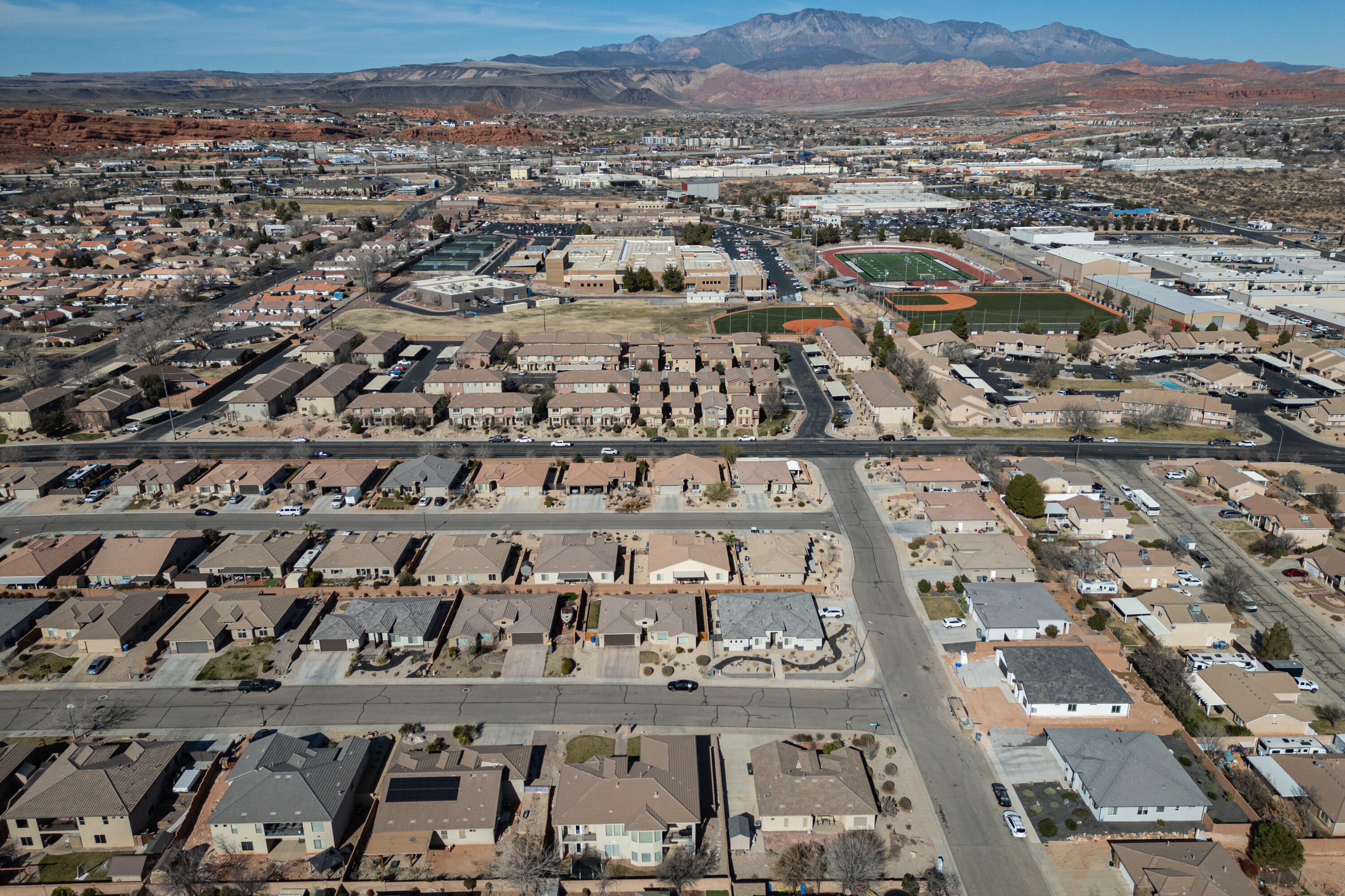 SOUTH POINTE - Residential