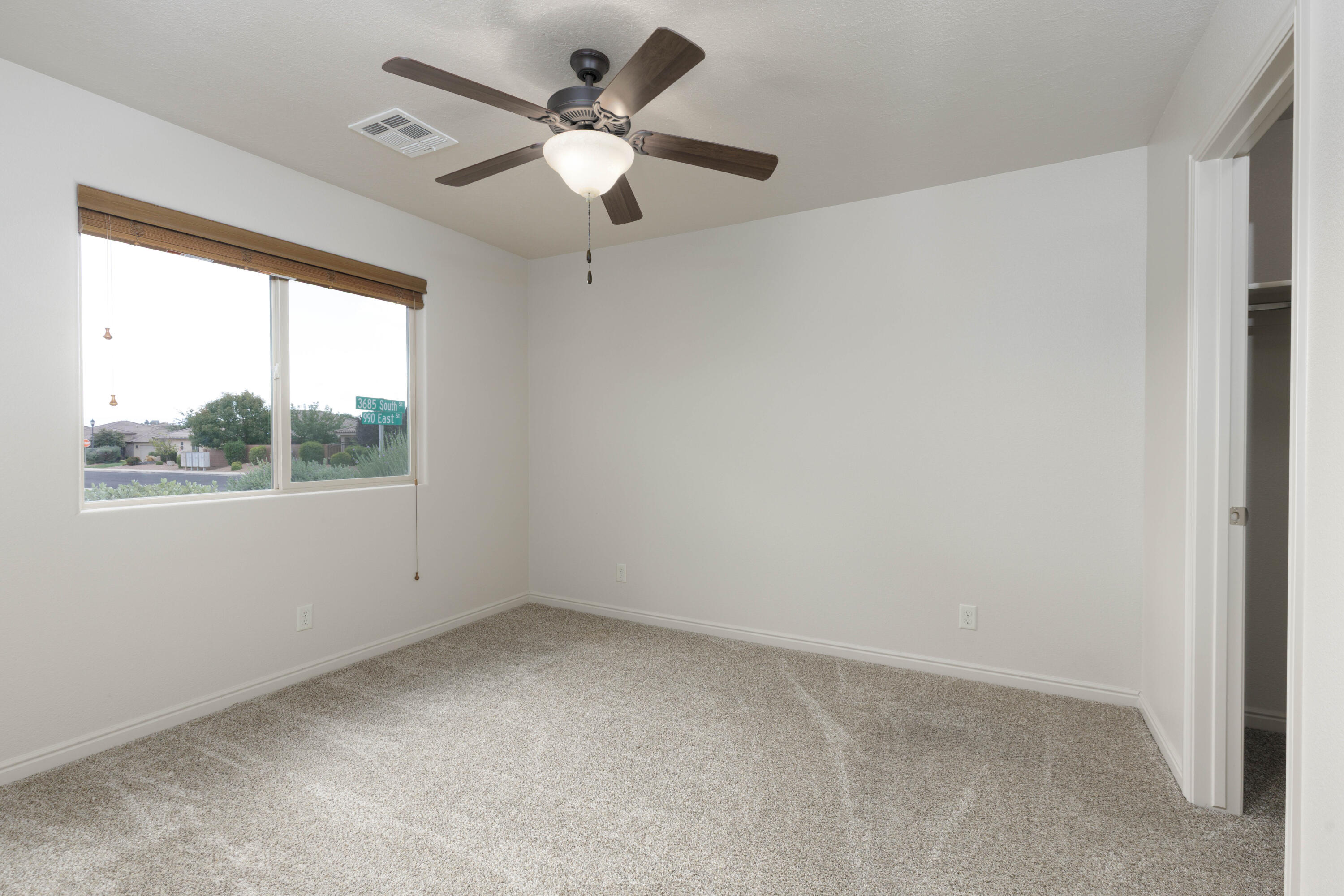 SUGAR PLUM IN THE FIELDS - Residential