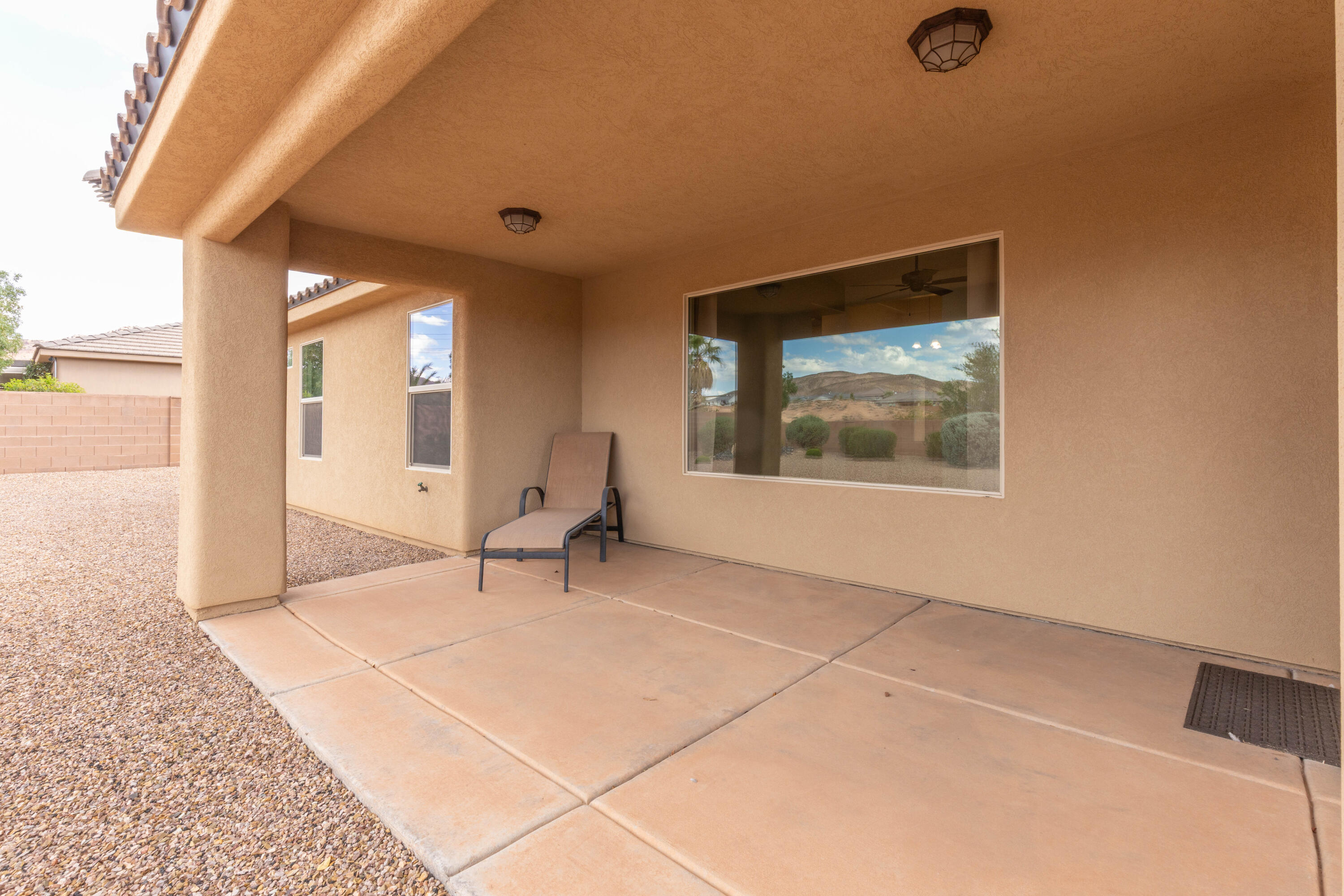 SUGAR PLUM IN THE FIELDS - Residential