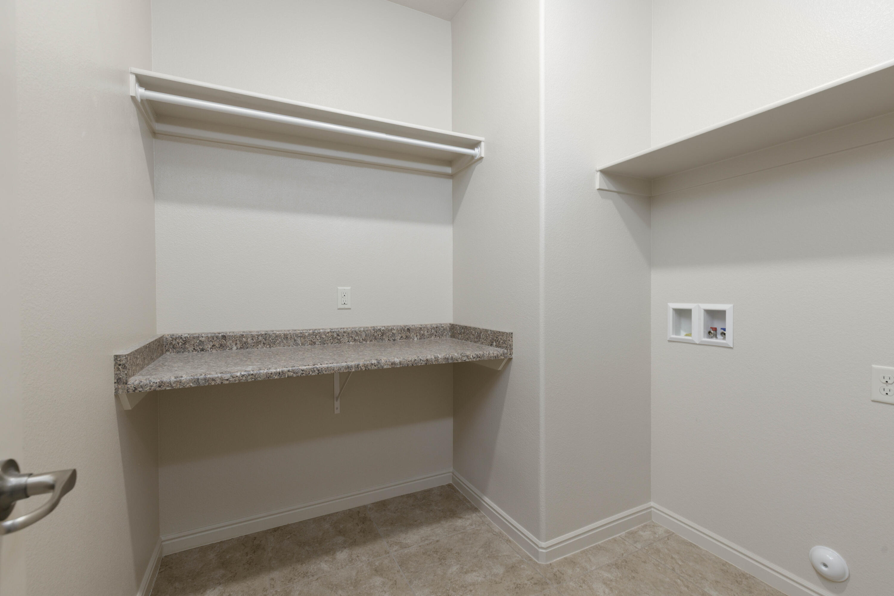 SUGAR PLUM IN THE FIELDS - Residential