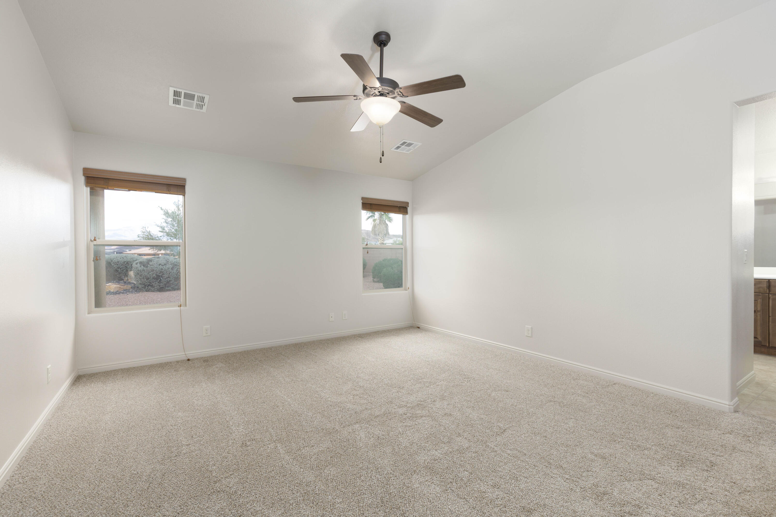 SUGAR PLUM IN THE FIELDS - Residential