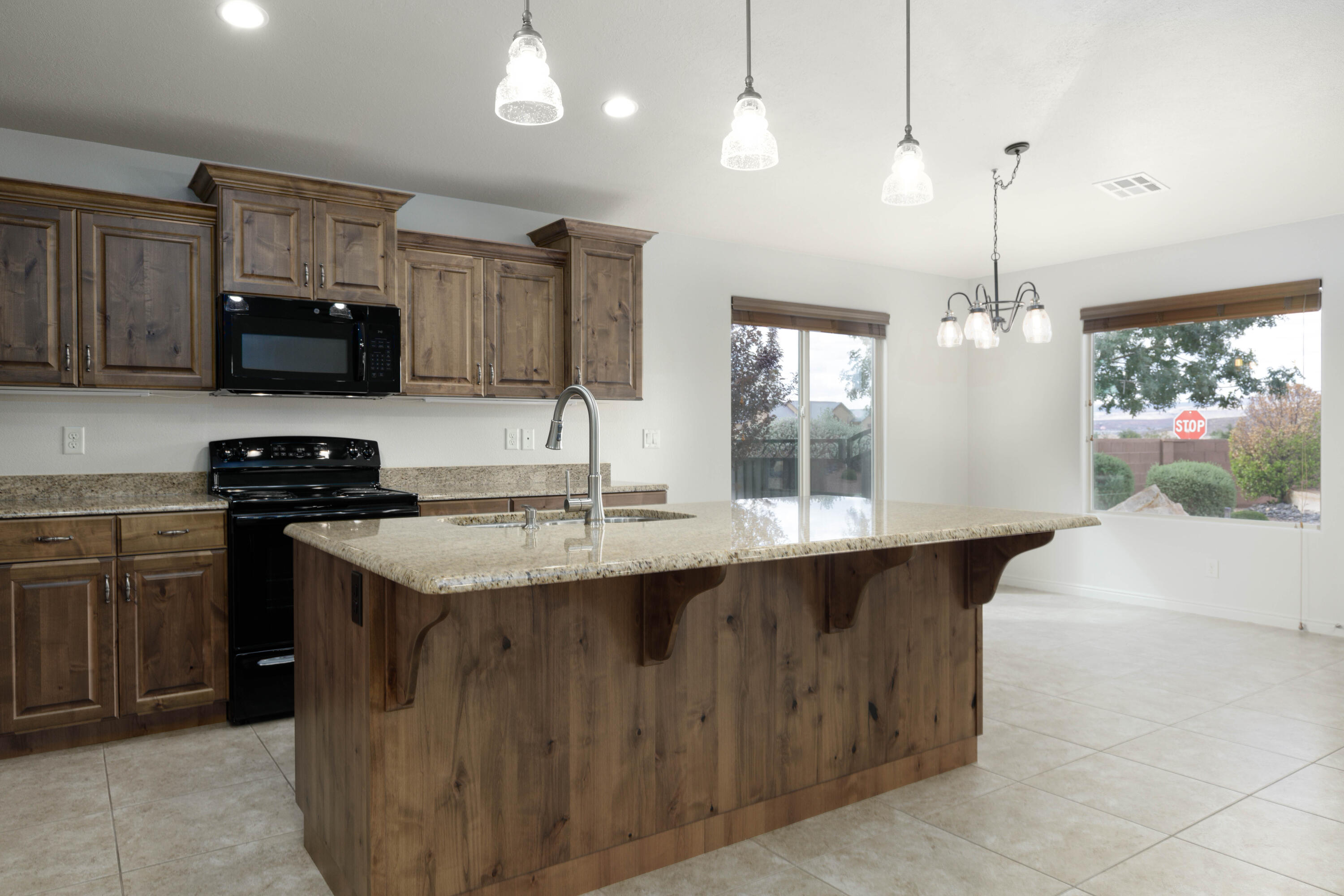 SUGAR PLUM IN THE FIELDS - Residential