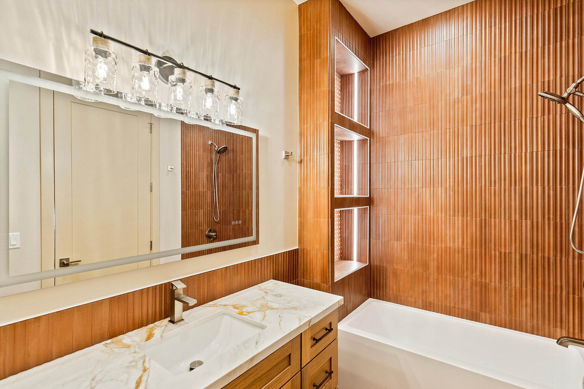 HILLSIDE ESTATES - Residential