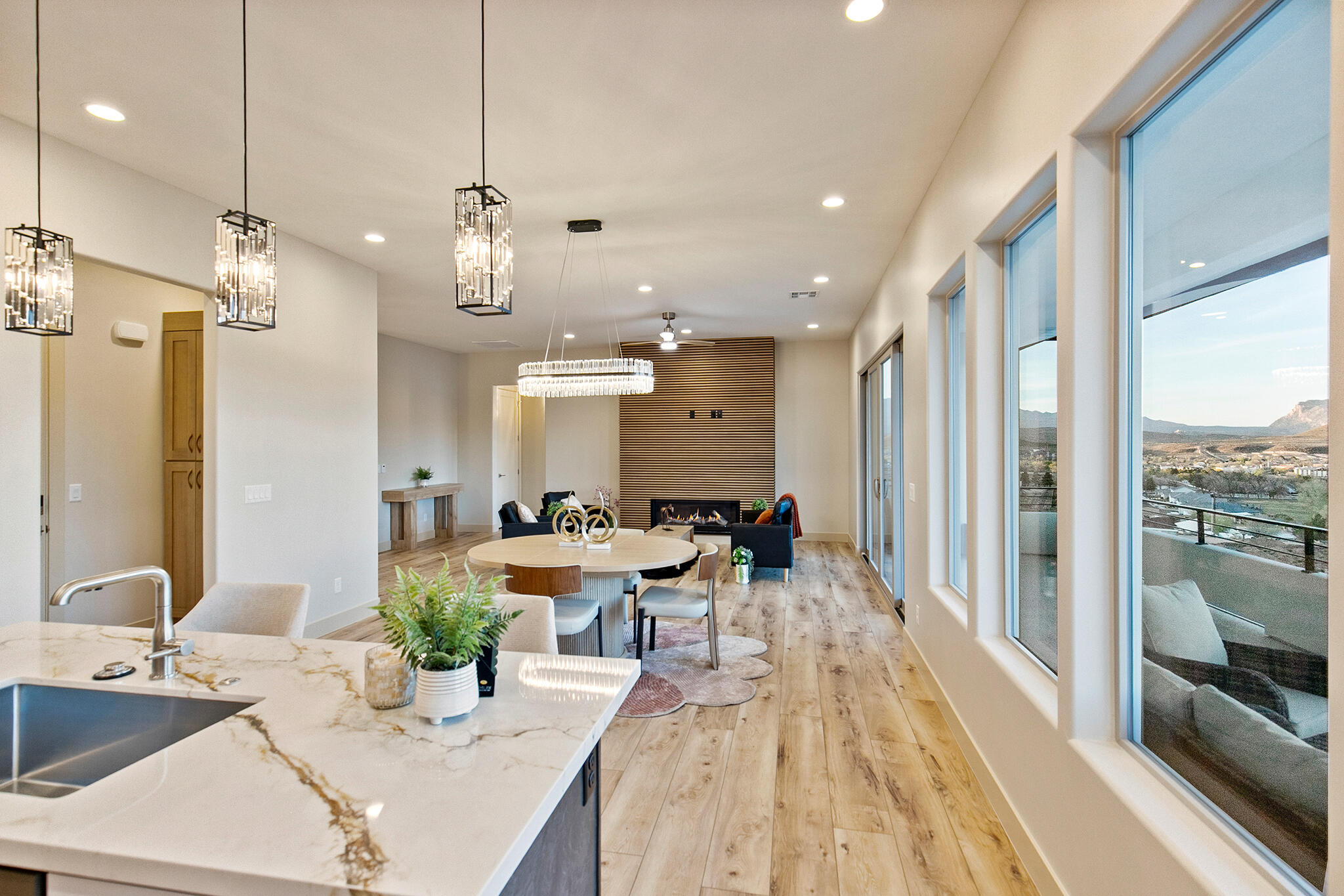 HILLSIDE ESTATES - Residential